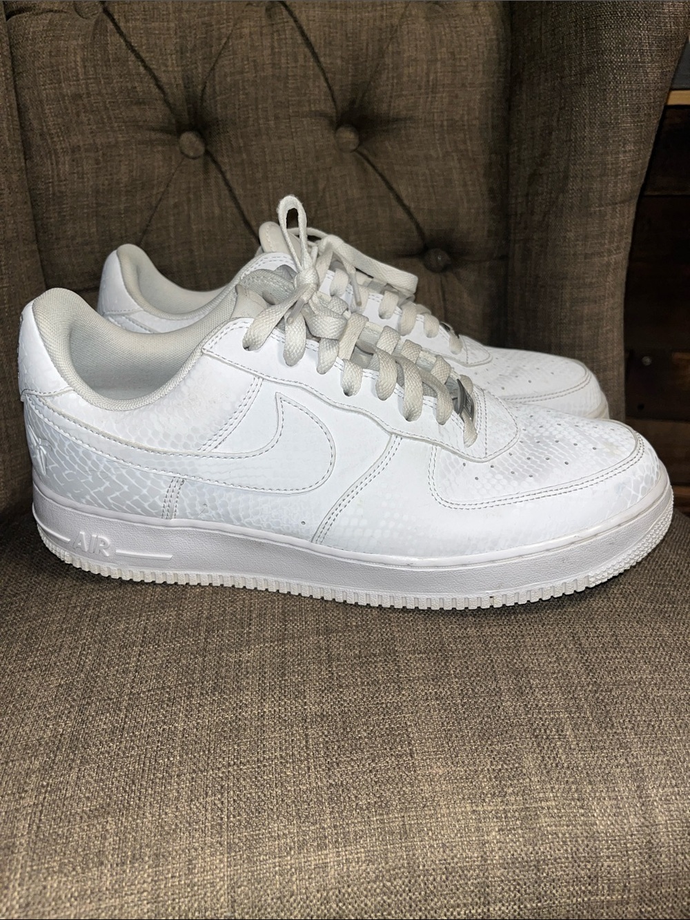 Nike Air Force 1 Low "Kobe Bryant Forever White" sneakers men's 11